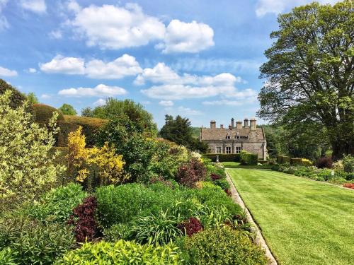 Miserden House | Miserden Park Flat