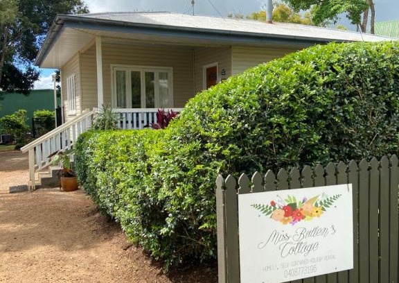 Yungaburra House | Miss Bullens Cottage
