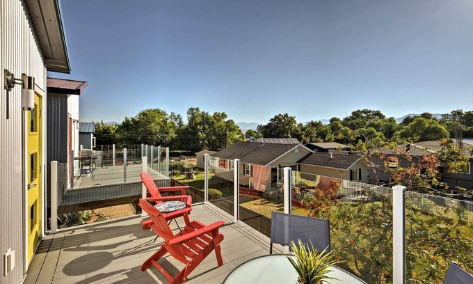 Franklin to the Fort House | Missoula Getaway w/Balcony, 2 Mi to Downtown!