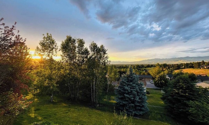 Miller Creek Condo | Missoula's Skyline Serenity