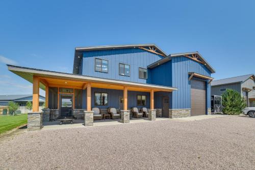 Pierre House | Missouri River Retreat Less Than 1 Mi to the Water!