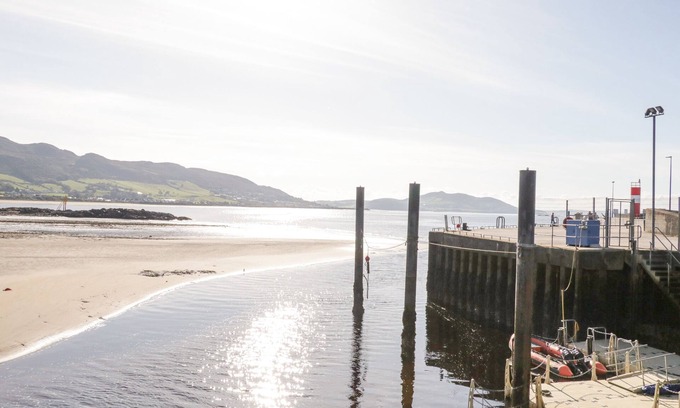 Buncrana Cottage | MISSY'S HOUSE, pet friendly in Buncrana, County Donegal
