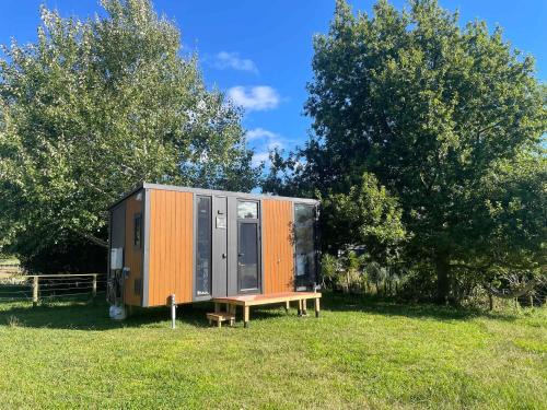 Waihi House | Misty Mountain View by Tiny Away
