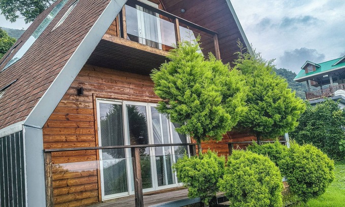 Bullawala Cottage | Mistywood Cottages With Valley View by Homeyhuts