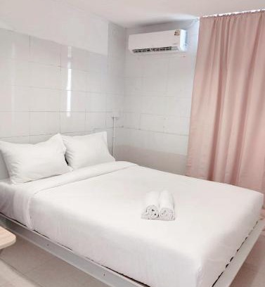 Ploenchit Apartment | Mitr INN Sukhumvit 2 - BTS Nana มิตร อินน์ สุขุมวิทซอย 2 บีทีเอส นานา