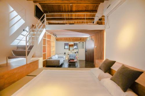 Xihu House | MK Inn