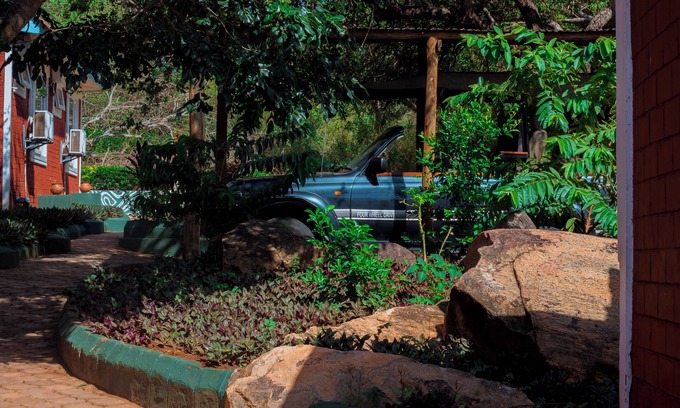Mkomazi Game Reserve Resort | Mkomazi Hotels and Campsite