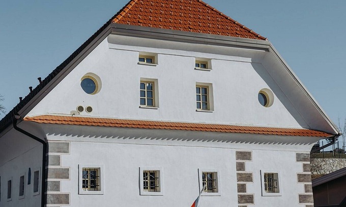 Dobrova-Polhov Gradec Apartment | Možinetova Hiša - Apartment 2