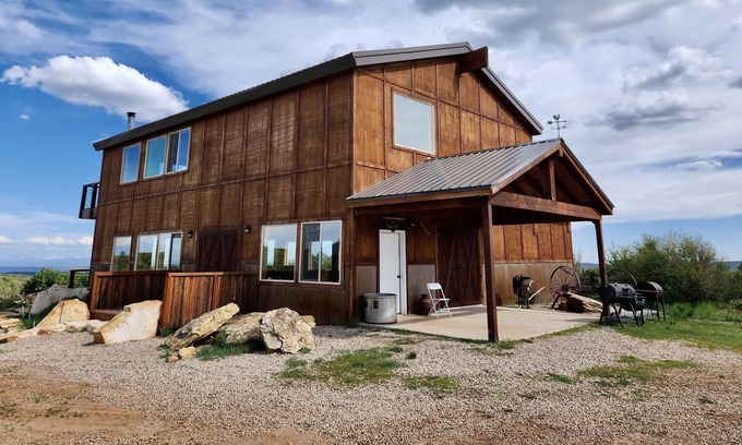 La Sal Cabin | Moab/La Sal Event Center for Weddings, Events, Reunions and More