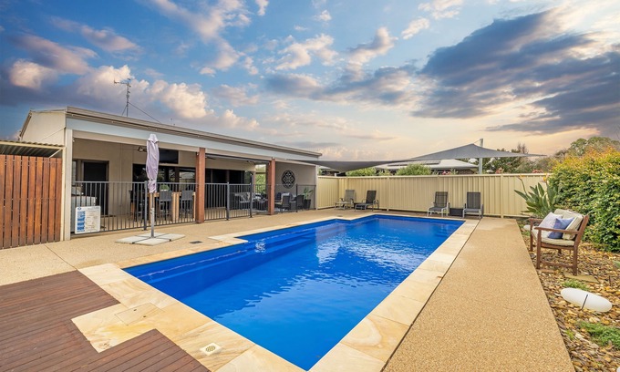 Moama House | Moama Holiday Home - Central location