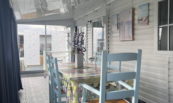 Ouistreham House | Mobil Home au Jardin du Canal de Ouistreham Riva Bella