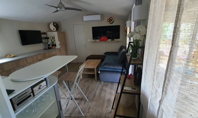 Rocbaron House | Mobil-home Dans Parc Résidentiel Calme et Verdoyant