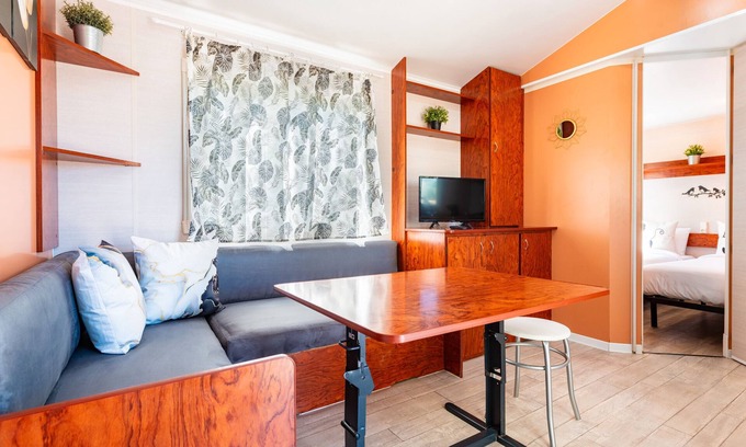 Tirig RV Rental | Mobile Home '241' with Mountain View, Wi-Fi and Air Conditioning