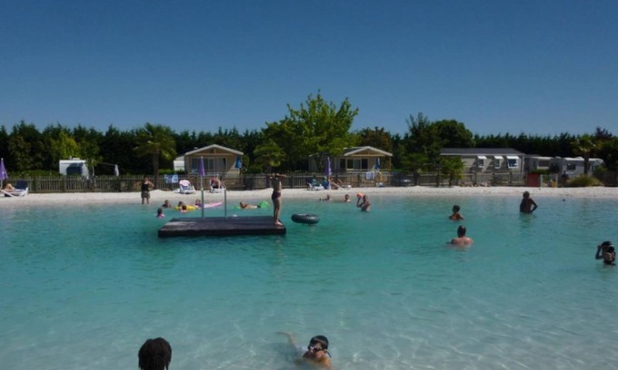 Allonnes House | Mobile home 6 pers, on a 4 star campsite, with white sand lagoon