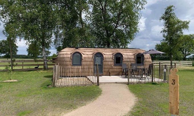 Bahrenborstel RV Rental | Mobile home