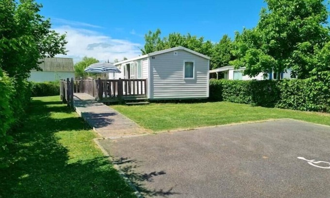 Besse-sur-Braye House | Mobile- Home Douillet Adapté PMR