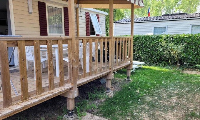 Coulanges RV Rental | Mobile Home 'Mobil-home Domaine De Dugny' with Lake View, Private Terrace and Private Garden