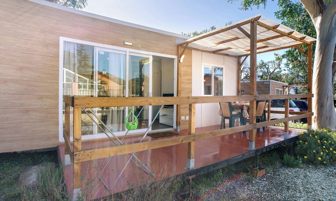 Albenga House | Mobile Home "New Generation La Pineta 7" with Shared Pool, Wi-Fi and Air Conditioning