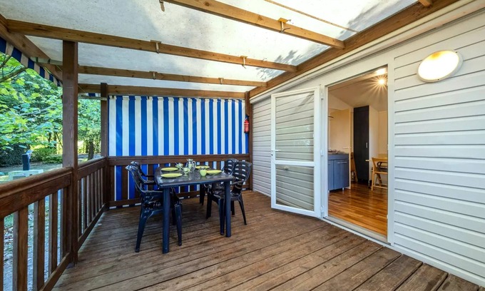 Saint-Michel-en-l'Herm House | Mobilheim CONFORT 2 Schlafzimmer 25 bis 28 m2 4 Personen