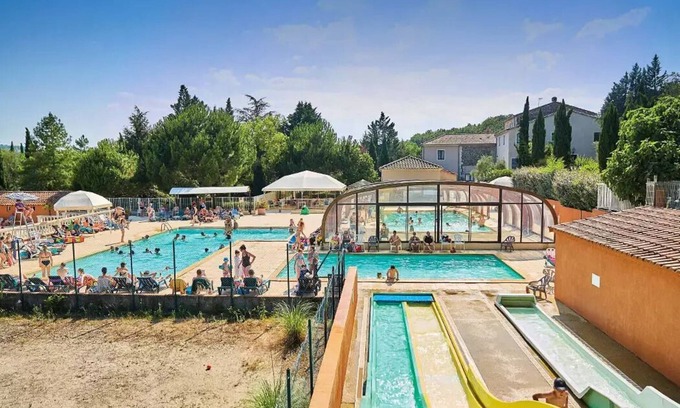 Saint-Maurice-dʼArdeche House | Mobilheim - Raised Terrace