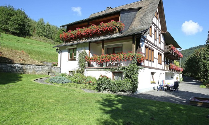 Schmallenberg Apartment | Modern Apartment in Sauerland with Balcony