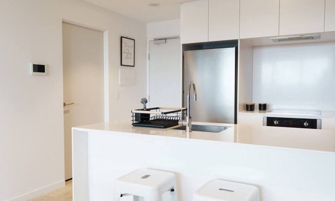 Flemington Apartment | Modern 1 Bed Opposite Racecourse