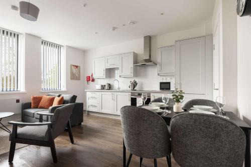 York Apartment | Modern 1 Bedroom Apartment in York with Parking