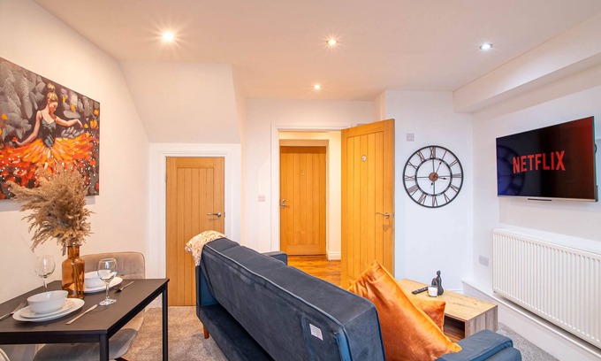 Kirkheaton Apartment | Modern 1-Bedroom Apartment w/Comfort & Style