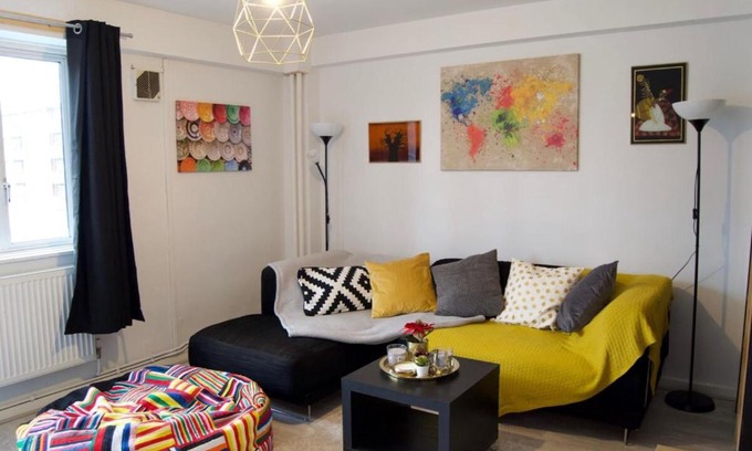 Stepney Green Apartment | Modern 1 Bedroom in Shadwell with Balcony