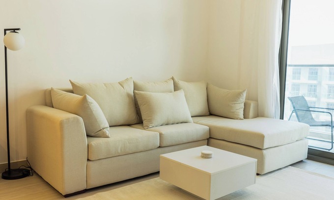 Motor City Apartment | Modern 1-bedroom with WiFi, fitness room in fabulous Dubai