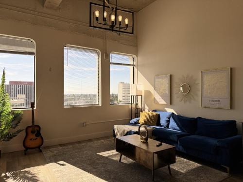 Lacy Apartment | Modern 1BR Apartment with Gym Access & Free Parking 10mins to Disneyland