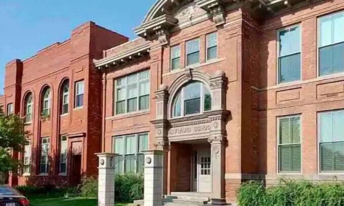 Lincoln Condo | Modern 2 Bed Condo Near Haymarket