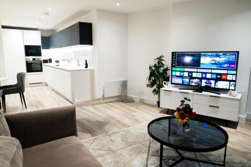 Castlefield Apartment | Modern 2 Bed Penthouse with Stunning views in Manchester City Center