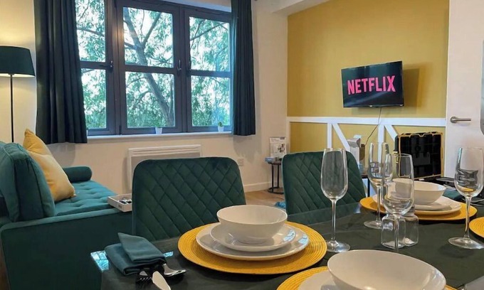 Coventry Apartment | Modern 2 Bedroom Apartment