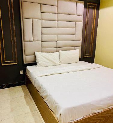 F-8 Sector Apartment | Modern 2-Bedroom Apartment For Families In the heart of Islamabad Margalla Facing Netflix WIFI AC