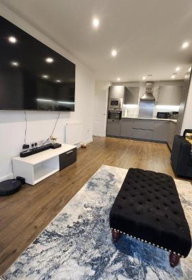 West Thurrock Apartment | Modern 2 Bedroom Apartment