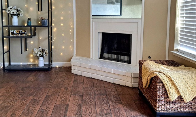 Marysville Condo | Modern 2 bedroom condo with private backyard