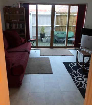 New Romney House | Modern 2 bedroom cottage. Town centre location.