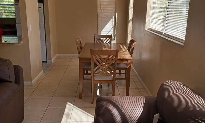 Interchange Square Apartment | Modern 2-bedroom with AC and WiFi in charming Palm Bay. Clean with Washer/Dryer.