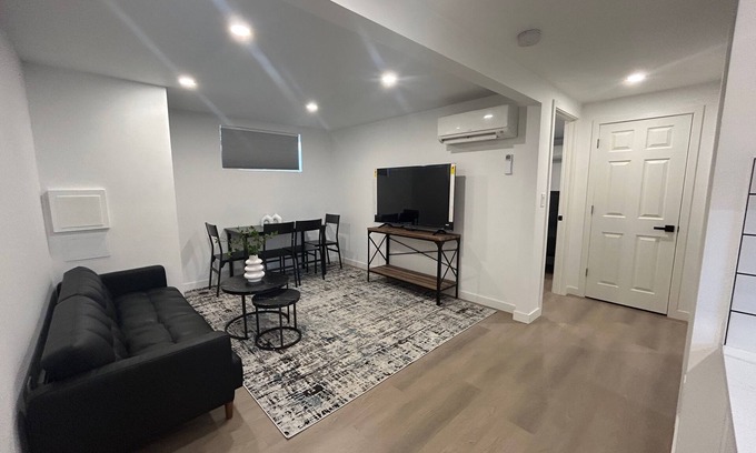 North Beacon Hill House | Modern 2 bedrooms near Downtown, Lumen field, light rail.