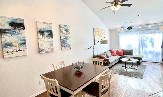 Fort Collins Apartment | Modern 2 Bedrooms, 1 Bathroom Apartment