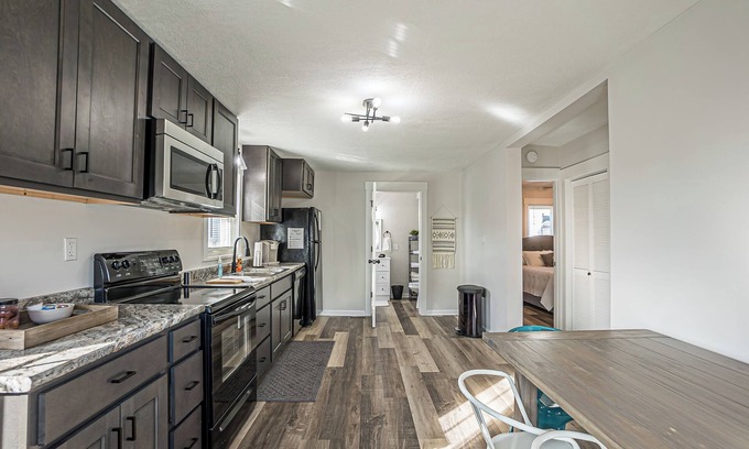 Troy Apartment | Modern 2 BR Apartment in Troy