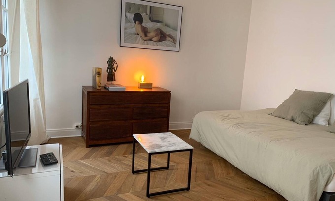 Ternes Apartment | Modern 2-room apartment Avenue des Ternes