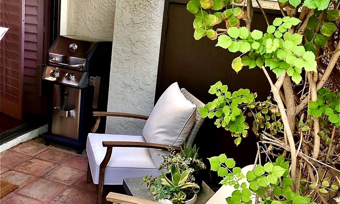 Palm Desert House | Modern 2 Story Townhouse - El Paseo, Palm Desert!
