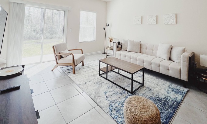 Whites Ford Condo | Modern 2BR/2.5BA- Perfect for Family/Group Getaway