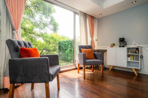 Colonia Cuauhtemoc Apartment | Modern 2BR by iconic Angel de la Independencia
