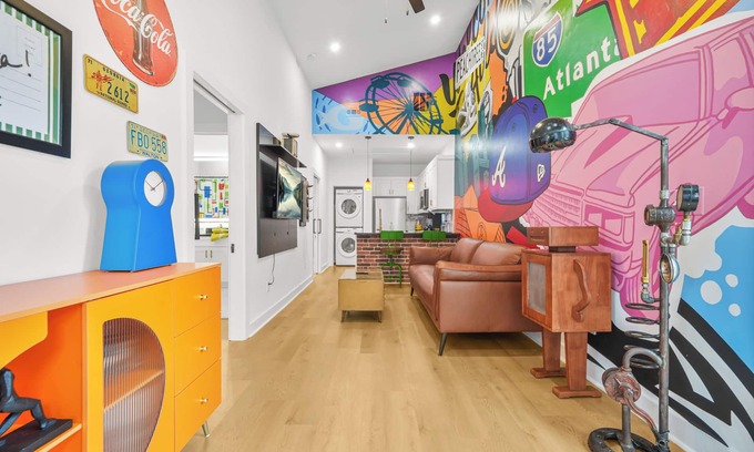 Union City House | Modern 2BR Micro Home Near ATL Airport – Cozy, Stylish, and Free WiFi