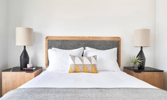 LoDo Hotel | Modern 2BR w/Full Kitchen | Outdoor Pool | BBQ Area | Coors Field – 0.7 miles