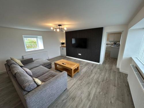 Shetland Islands House | Modern 3 bedroom house, Mossbank