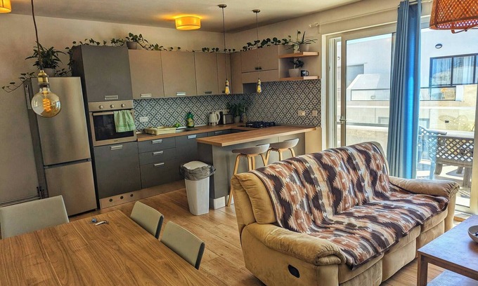 Msida Apartment | Modern 3 bedroom penthouse with Rooftop views